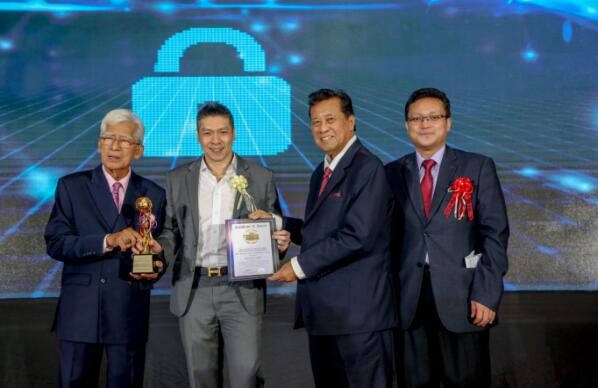 Relianz Chain公信链获颁“区块链最佳系统科技创新企业”奖